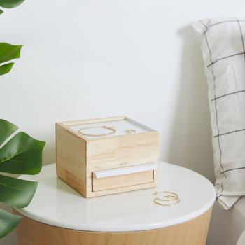 mini stowit jewelry box white natural by umbra 1005314-390 schmuckkasten