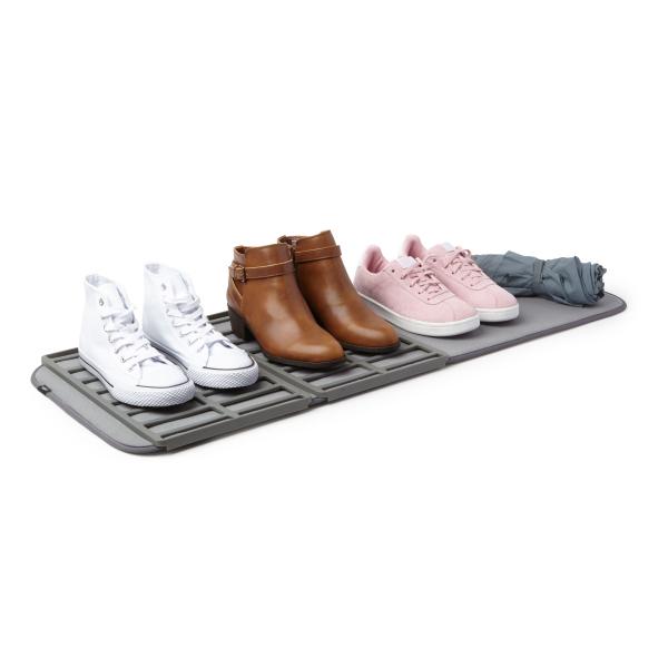 shoe dry charcoal schuhabtropfmatte by umbra 1009489-149